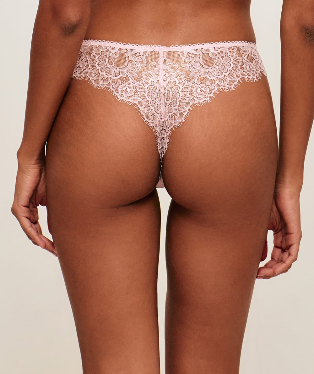 Tanga dentelle avec d&eacute;tails foil;