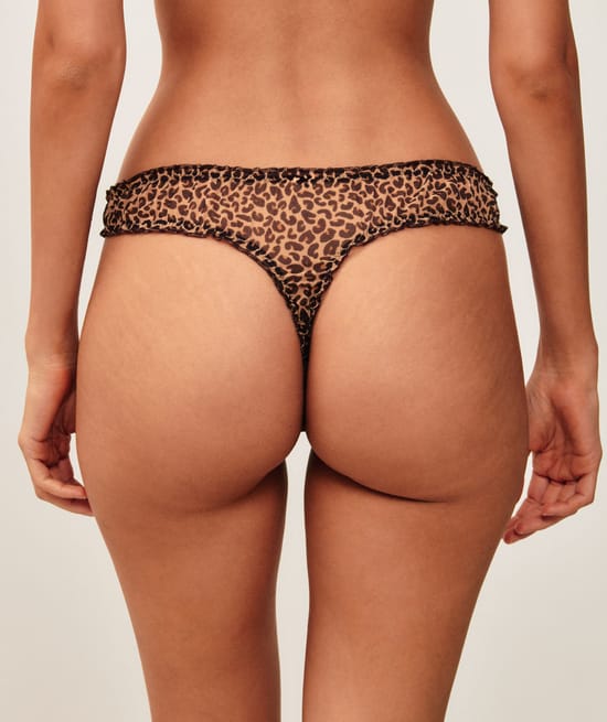 Leopard print mesh fabric;