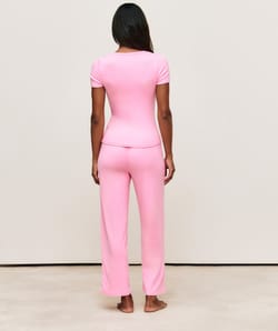 Set 3 pièces t-shirt pantalon et veste;