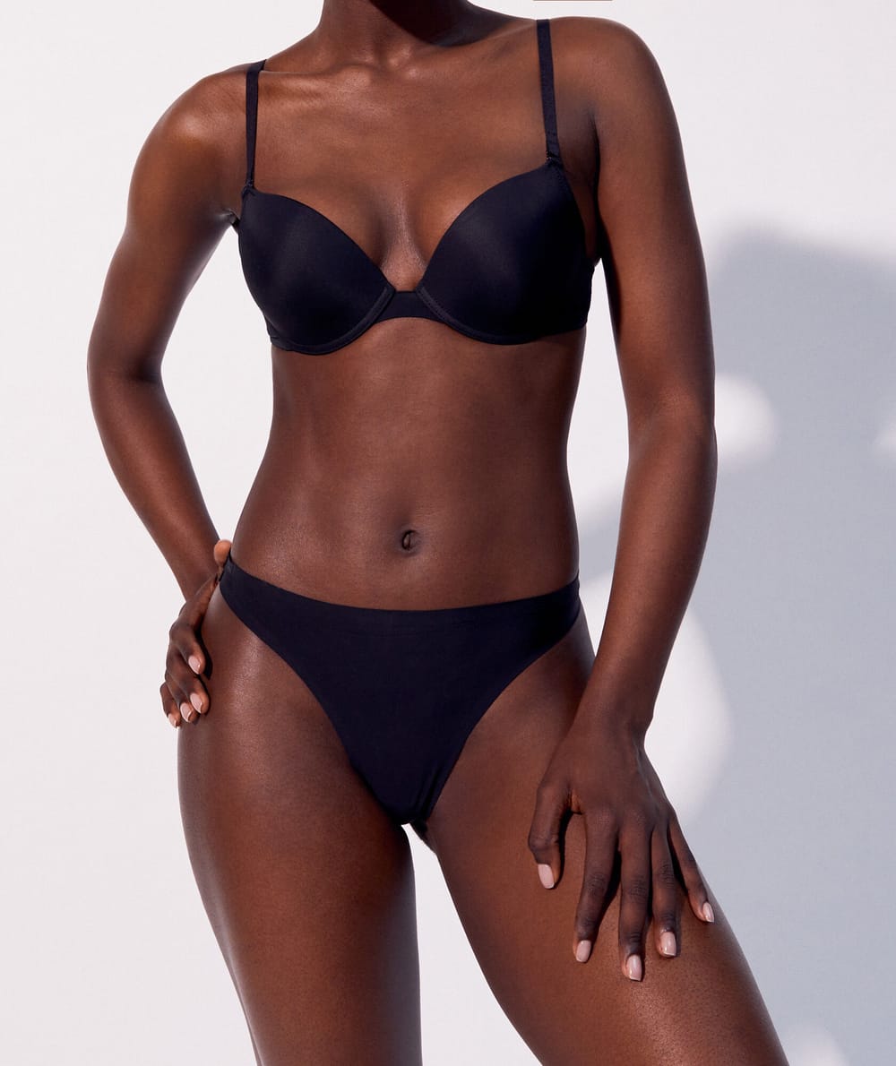Soutien-gorge push-up en microfibre;