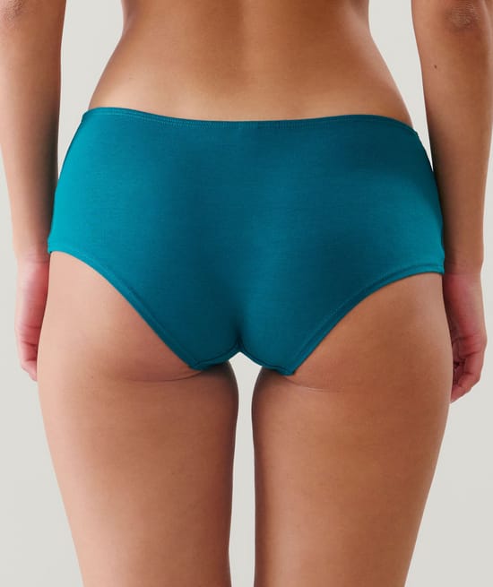 Pack of 3 cotton shorts;