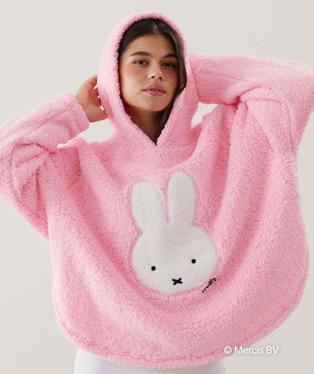 Miffy plaid sweater;