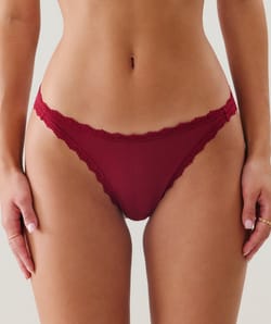Culotte en coton et dentelle;