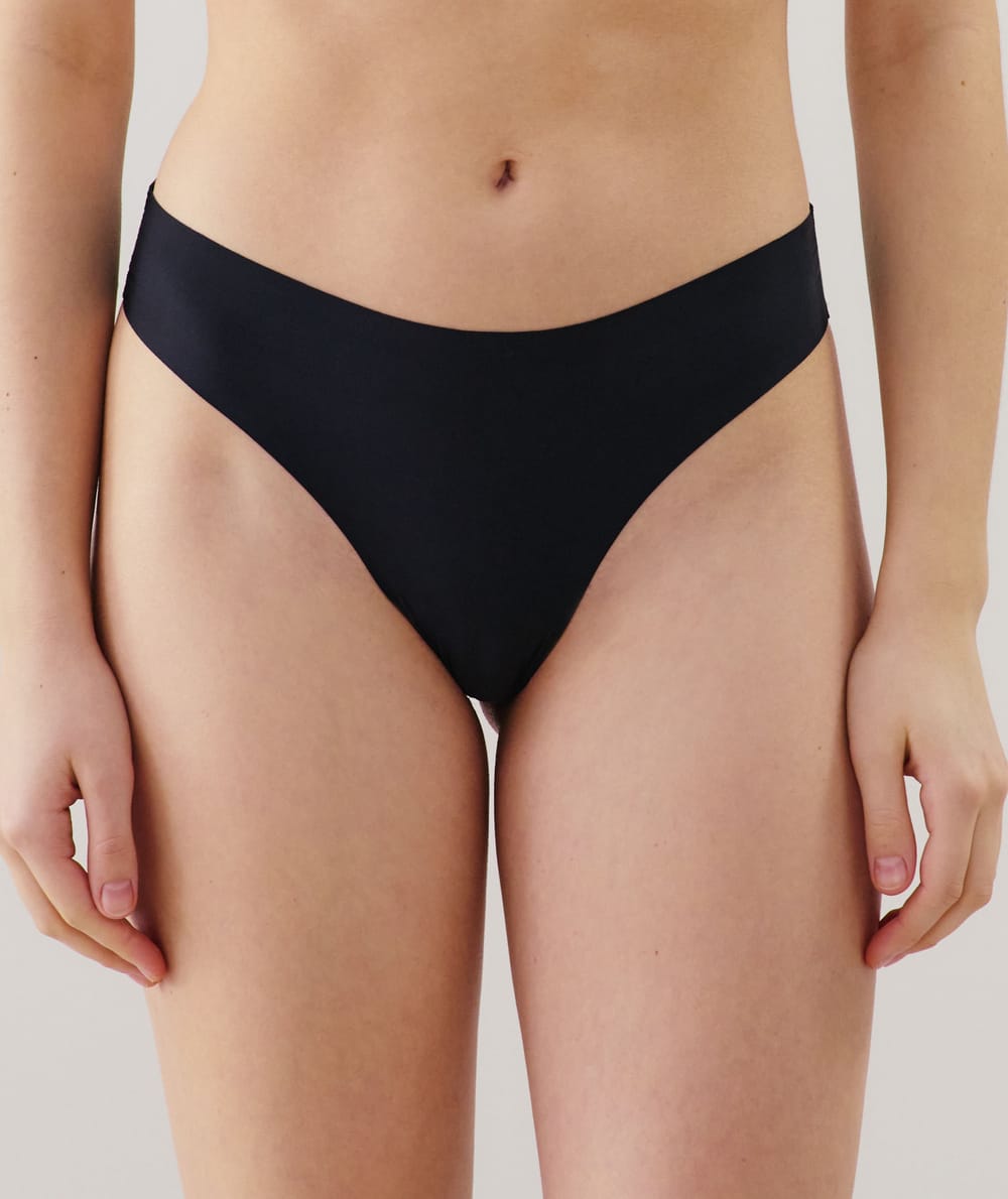Culotte en microfibre et dentelle;