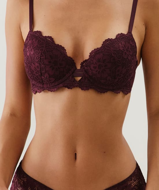 Sujetador push-up de encaje;