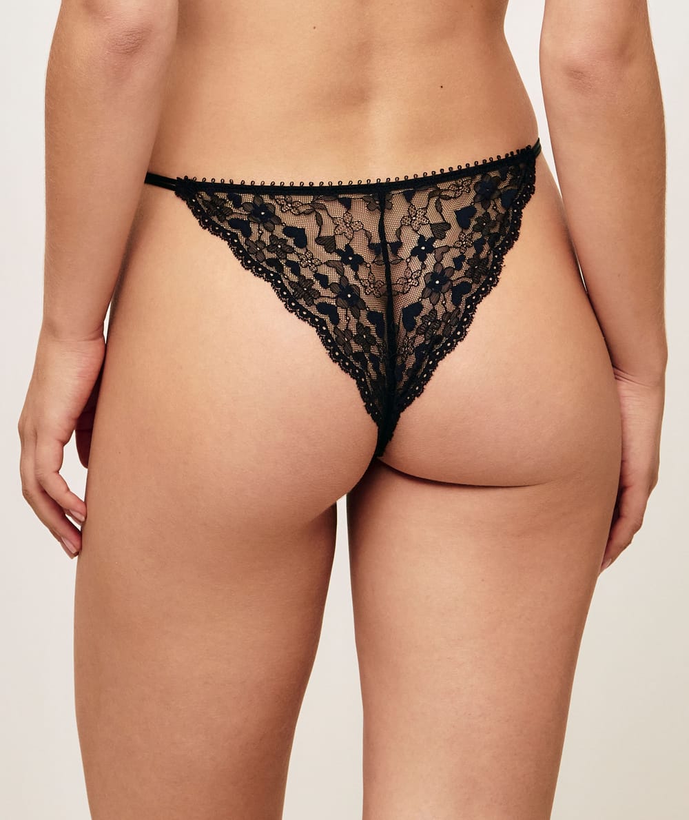 Lace thong;