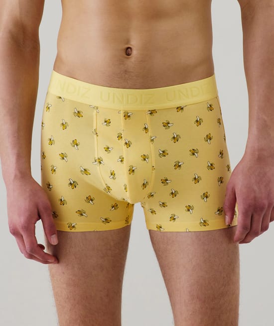 Yellow pattern boxer shorts;