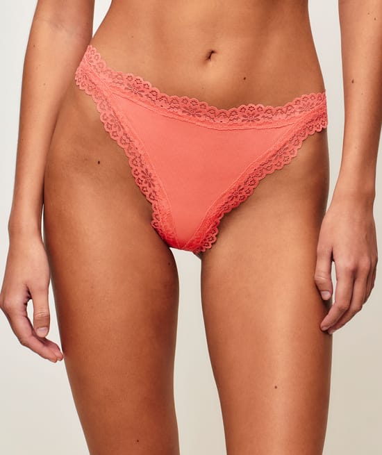 Cotton and lace string;