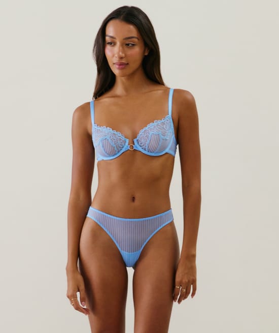 Lace thong;