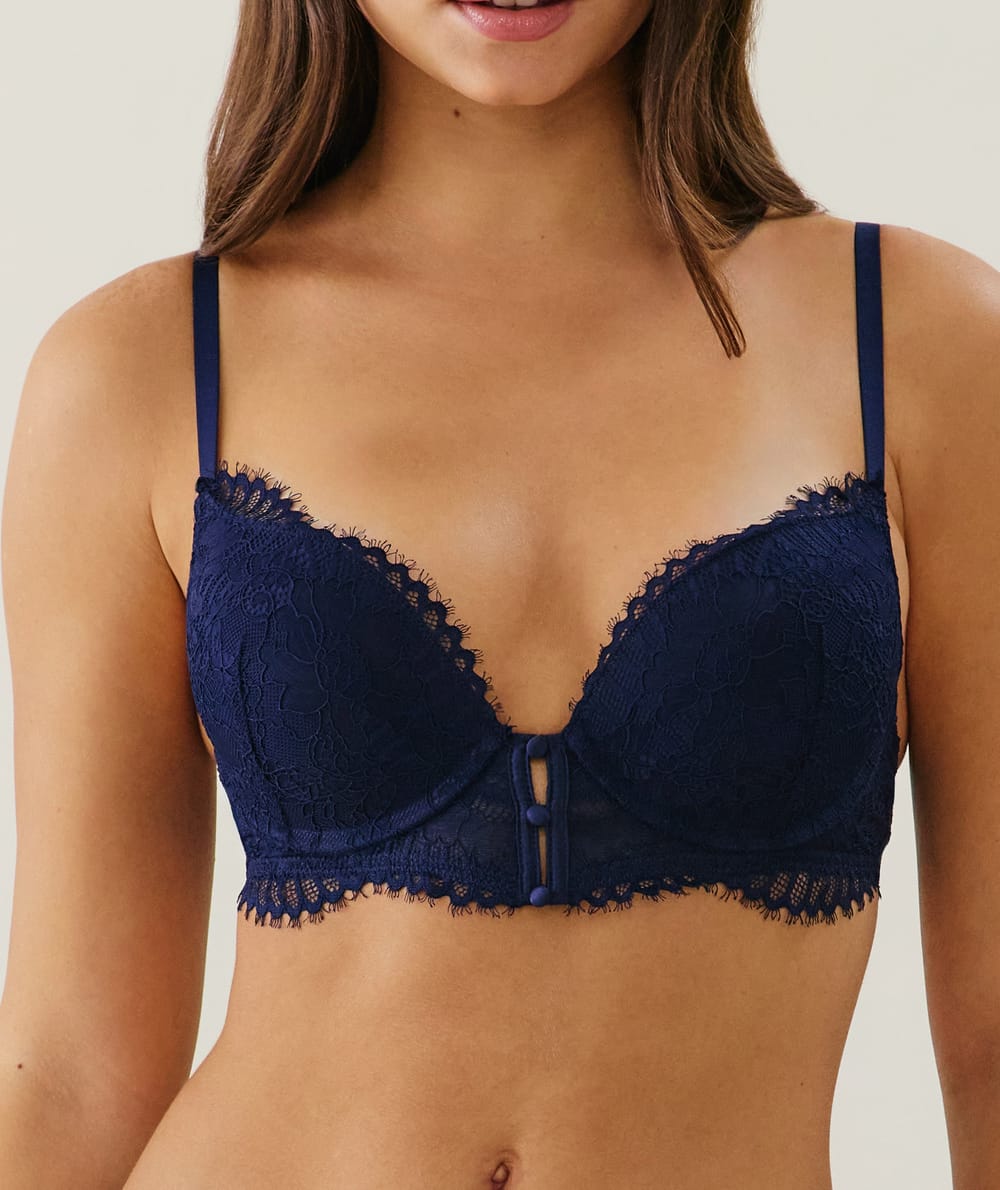 Ultra push-up lace bra;