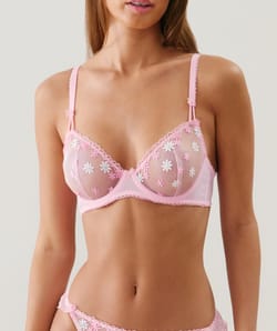 Balconette bra with embroidered floral patterns;