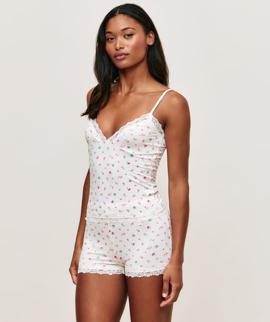 Jersey and lace camisole with patterns;