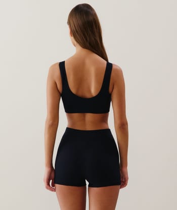 Seamless bra;