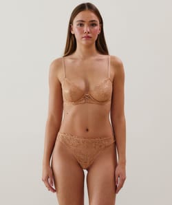 Soutien-gorge corbeille en dentelle chair;