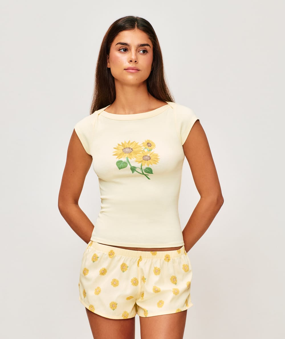 Short sleeve printed jersey t-shirt with sunflowers;