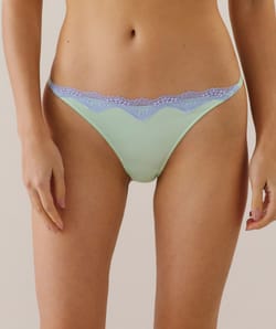 Tanga en satin;