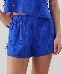 Katoenen short met borduurwerk;