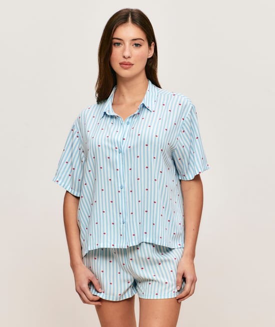 Heart print pyjama set;