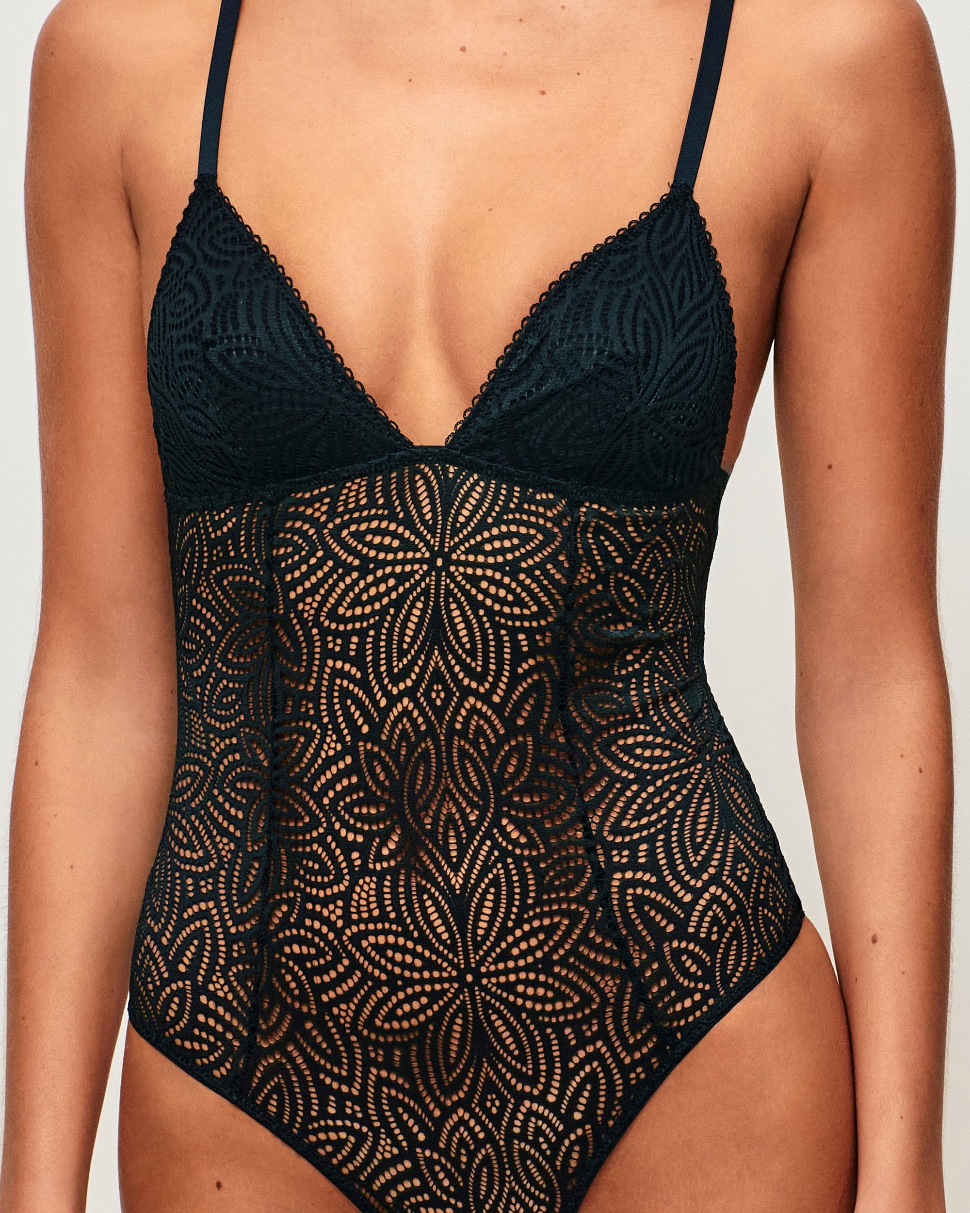 Body string in floral lace - black - Undiz