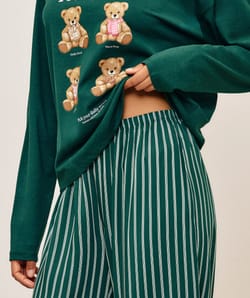 T-shirt and bear-patterned pants set;