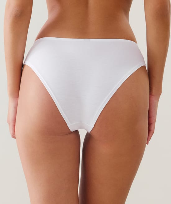 Pack of 3 cotton briefs;