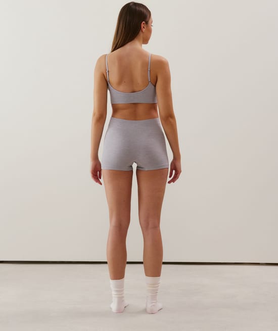 Seamless triangle bra;