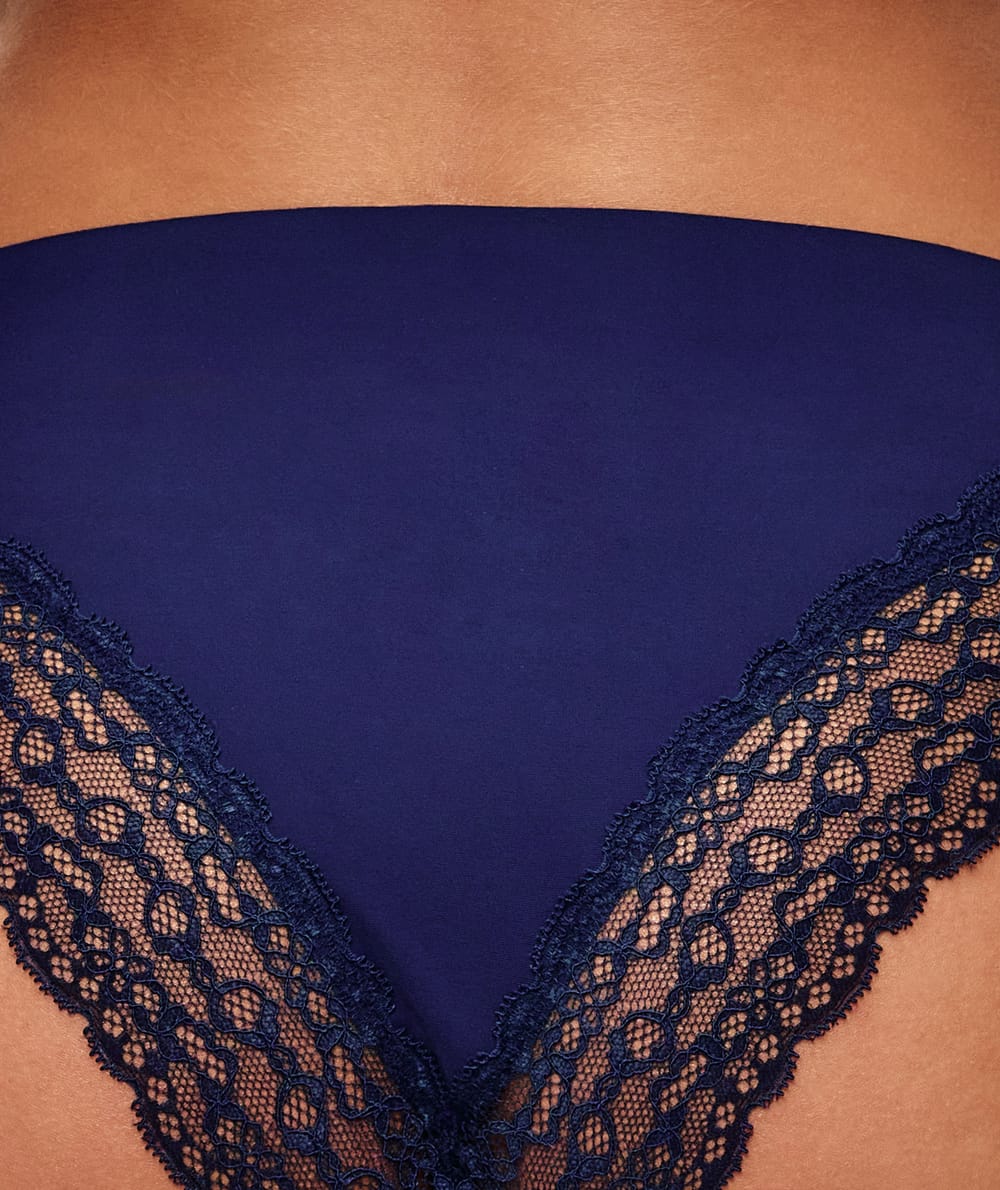 Microfibre and lace knickers;