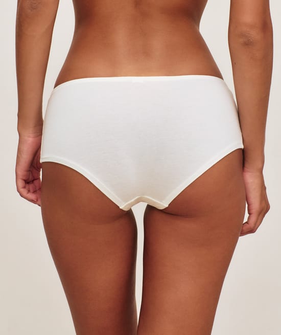 Set of 3 cotton patterned shorts;