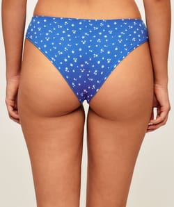 Set of 3 cotton panties;