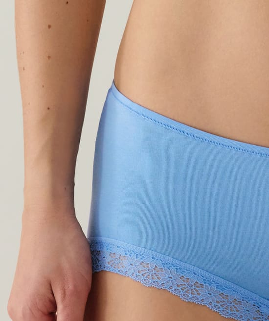 Lace shorts;
