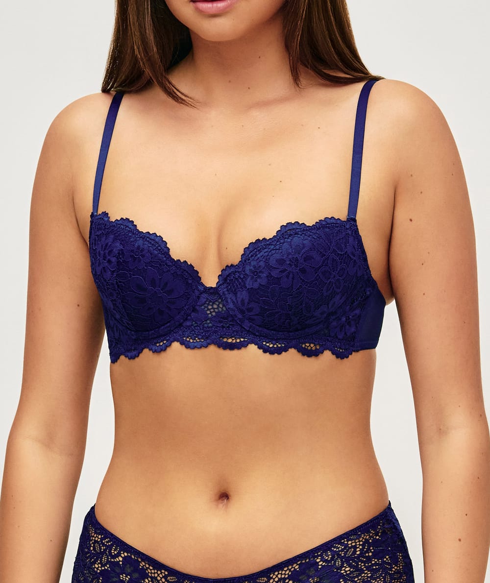 Soutien-gorge ampliforme en dentelle florale;