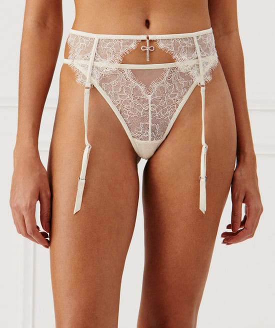 Porte-jarretelles en dentelle;