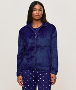 3-piece set t-shirt, trousers and jacket;