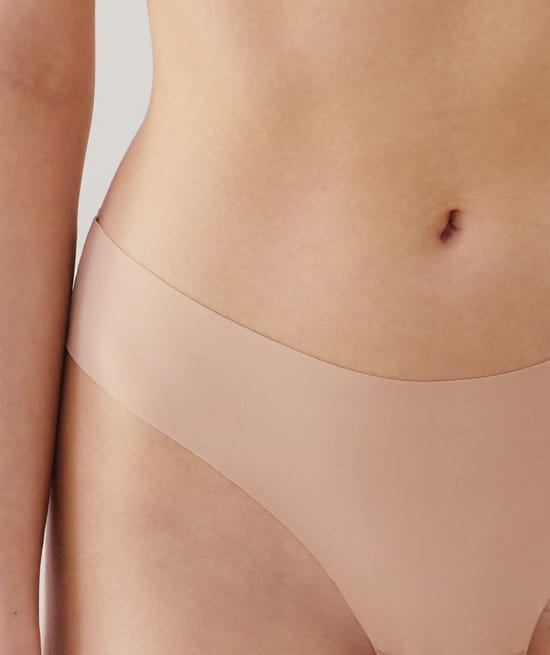 Microfiber and lace tanga;