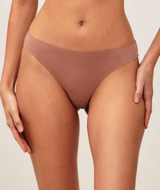 Microfiber and lace thong;