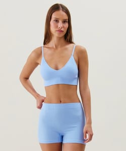 Seamless triangle bra;