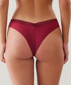 Tanga microfibre et dentelle;