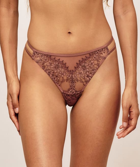 String en dentelle;