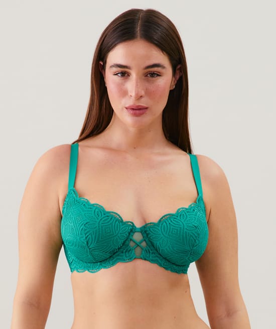 Soutien-gorge corbeille en dentelle;