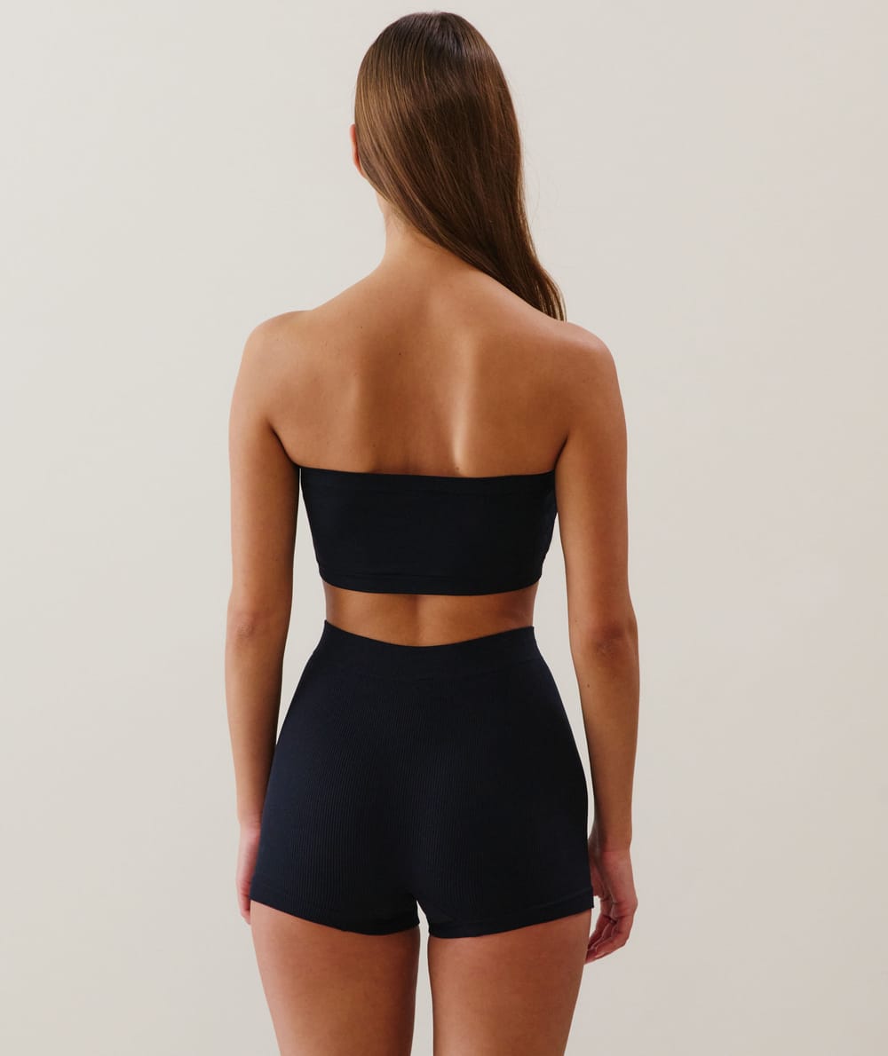 New brooklyniz black bandeau bra;