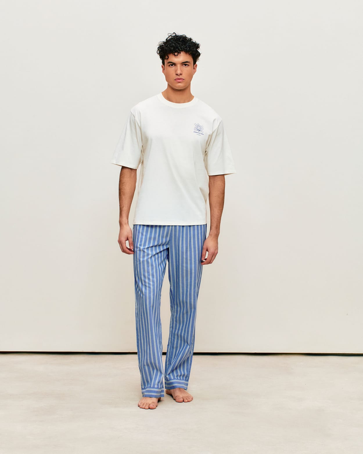 Striped cotton pants;