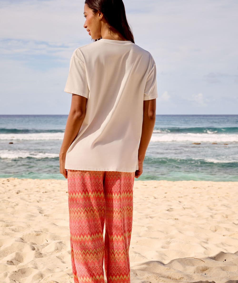 sparkling crochet pants;