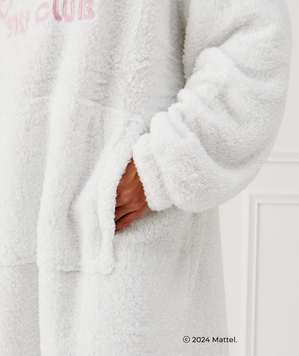 Barbie fleece hoddie blanket;