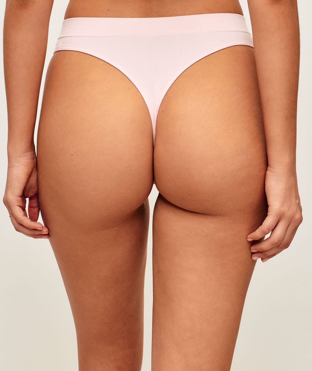 String taille haute c&ocirc;tel&eacute;;