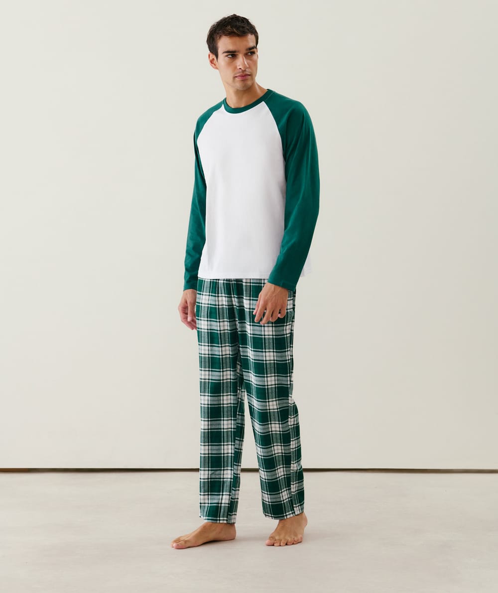 Checkered cotton pajama set;
