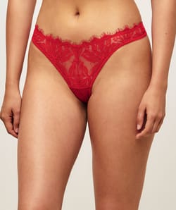 String en dentelle;