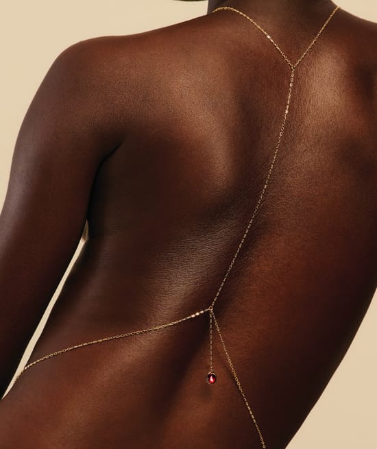 Cha&icirc;ne de corps avec pendentif;