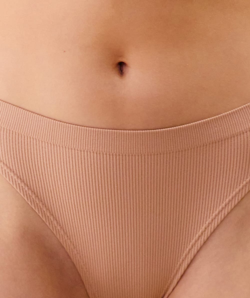 Seamless panties - nude;