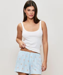 Gingham and teddy bears shorts;
