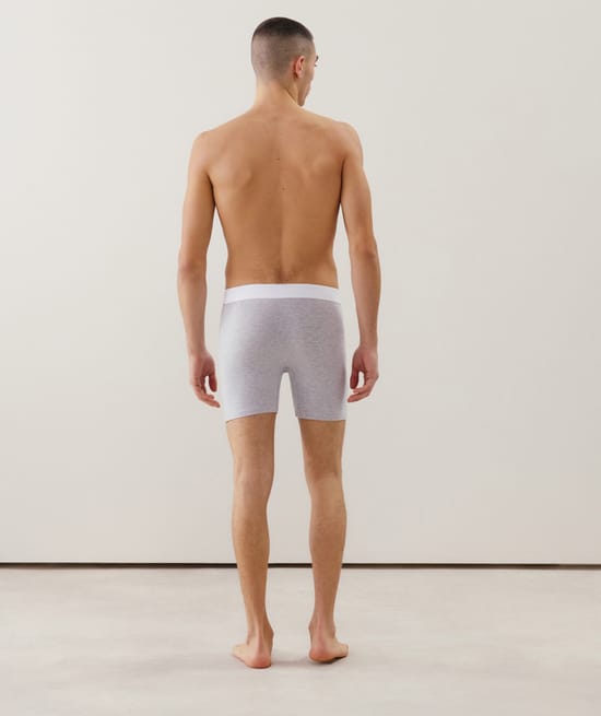 Long cotton boxer shorts;